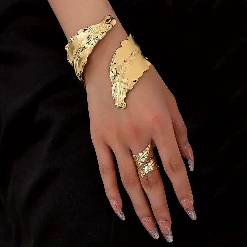Chic Gold Leaf Arm Cuff Bracelet and Ring Set