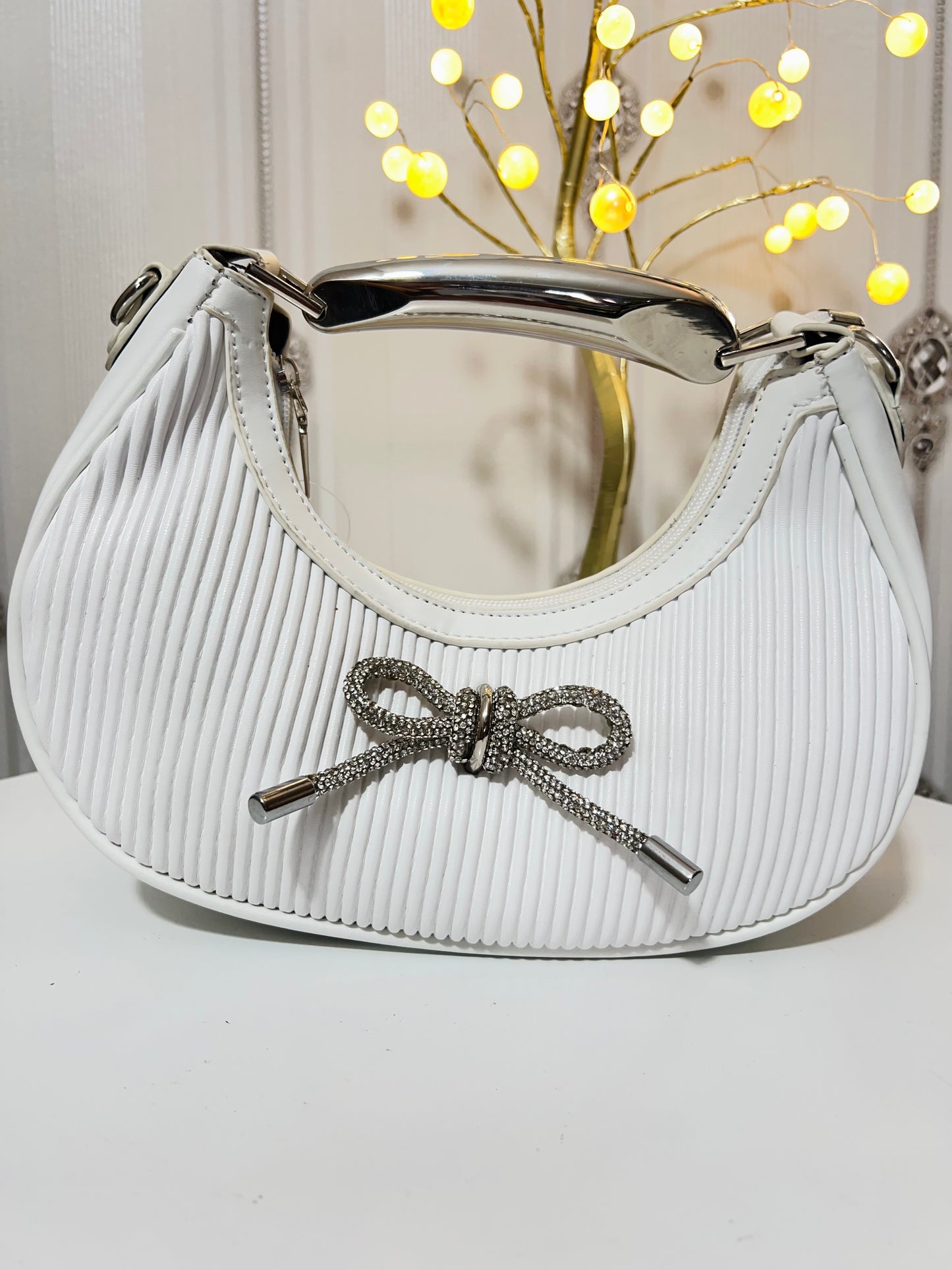 Cute  Bow Metal Handle Kate bag