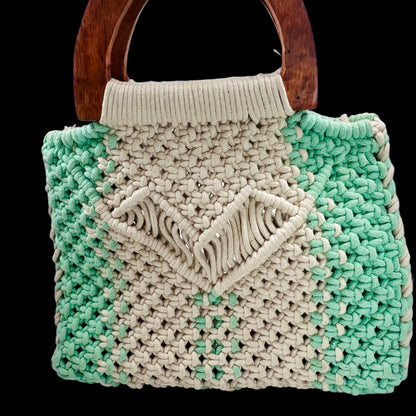 Yarn bag with wooden handle
