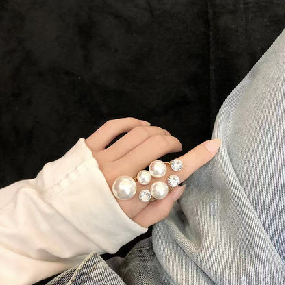 Elegant Pearl and Crystal Statement Ring - Fashion Jewelry