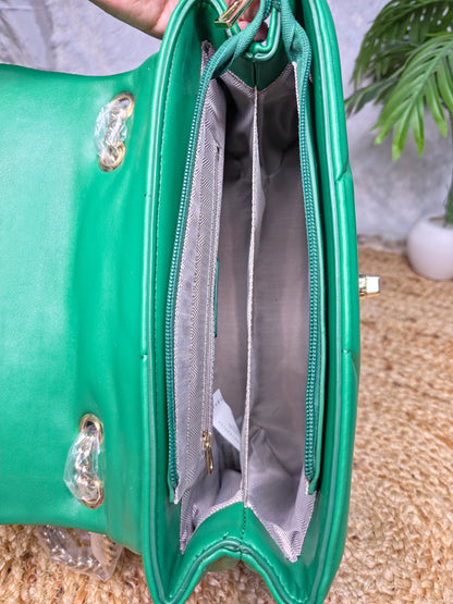 BAGMATES Iconic statement handbag