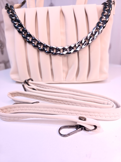 Soft body sling bag