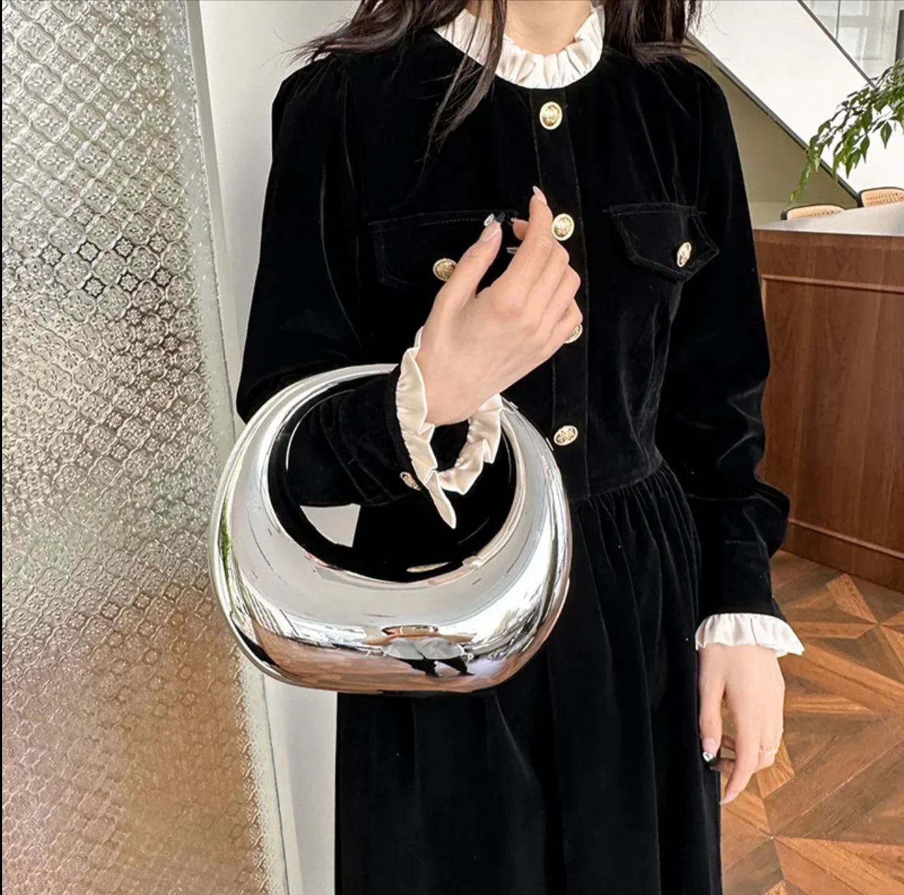 Holographic Moon/Lunar Clutch
