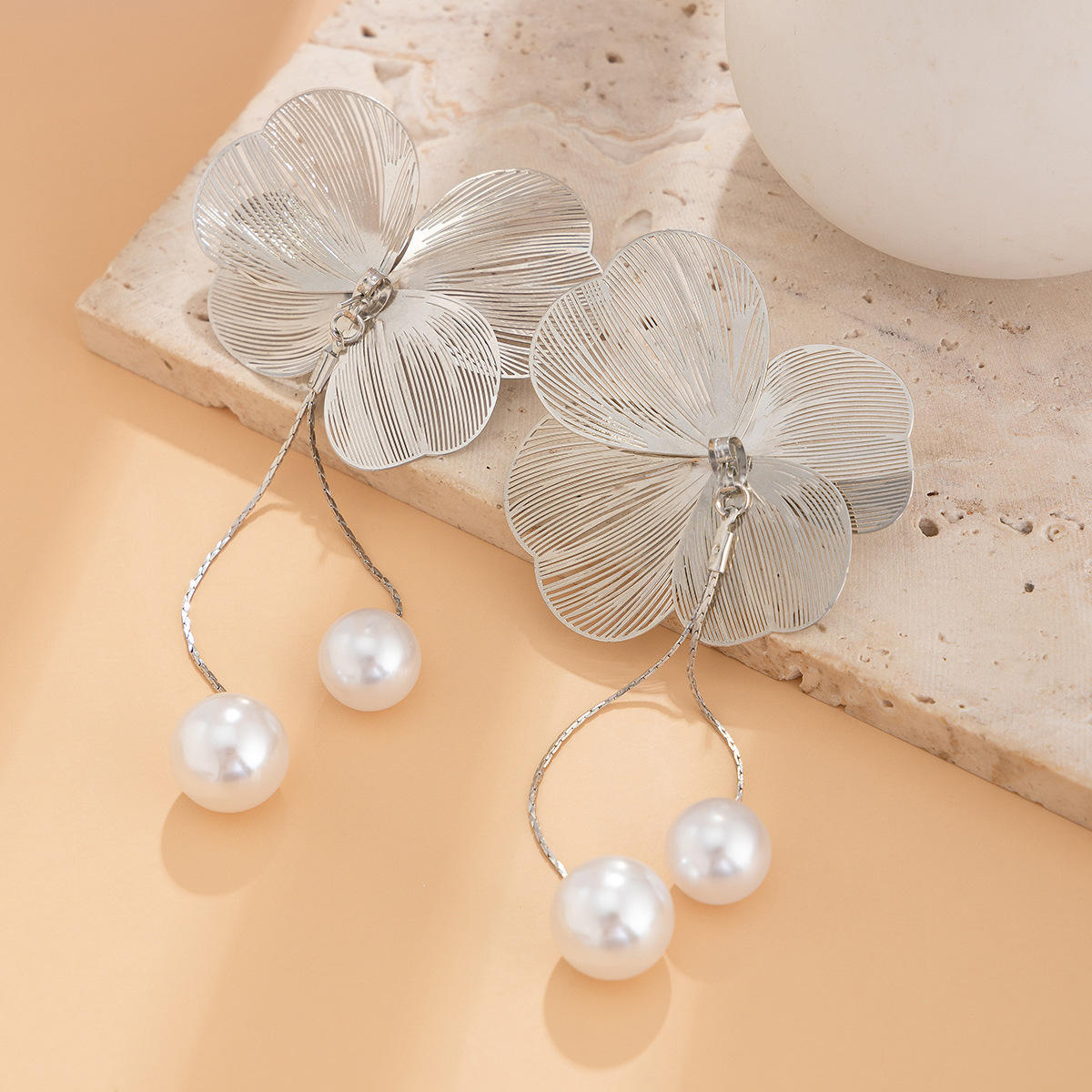 Wireframe Flower & Pearl Dangle Earrings | Available in Gold or Silver