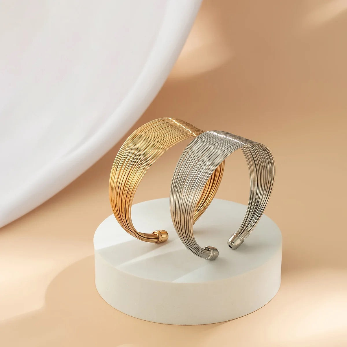Creative Exaggerated Women Stainless Steel Gold Multi-Layer Open Wide Geometric Design Bracelet