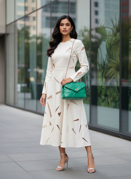 BAGMATES Iconic statement handbag