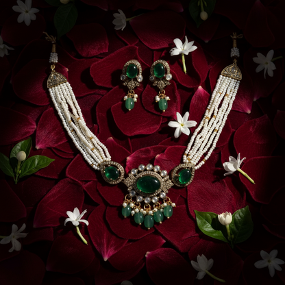 Regal Emerald Green & Pearl Kundan Style Jewelry Set