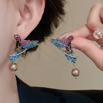 Vibrant Parrot Crystal & Pearl Statement Necklace with Earrings