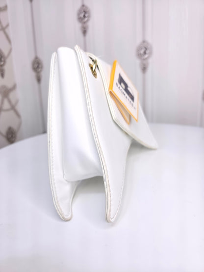 Western looks shoulder bag