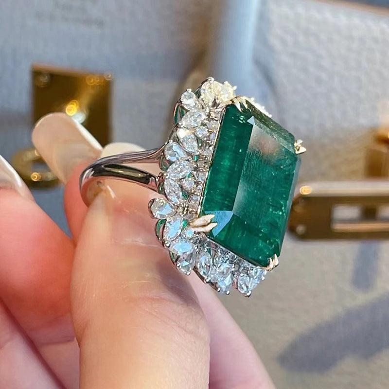 Grand Emerald & Diamond Halo Ring | Exquisite Statement Piece