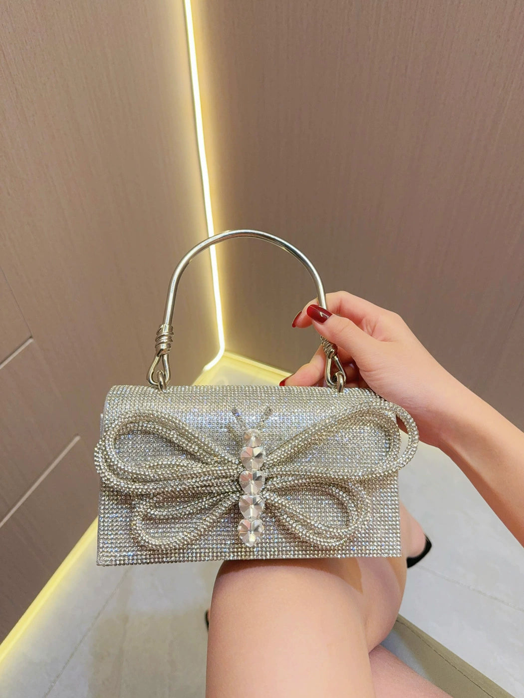 Sparkling Rhinestone Bow Evening Clutch Bag