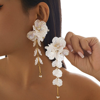 White Floral Petal Statement Choker & Dangle Earrings Set