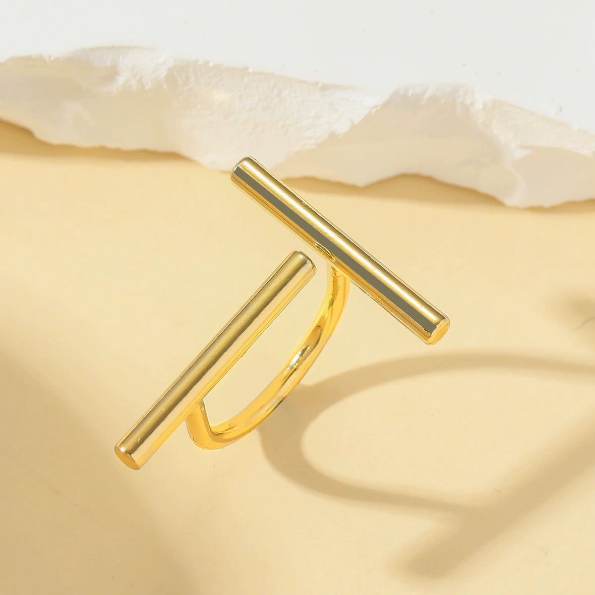 Chic Gold Two-Bar Minimalist Ring