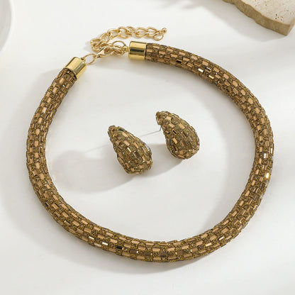 Glamorous Rhinestone Choker & Teardrop Earring Jewelry Set